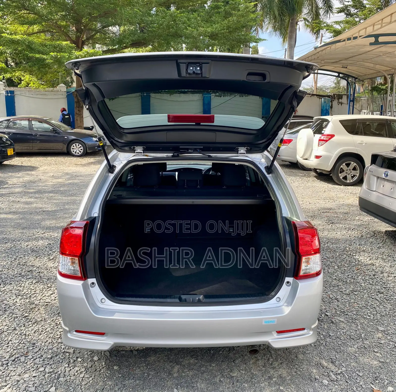 Toyota Corolla Fielder 1.5 Petrol FWD 2012 Silver