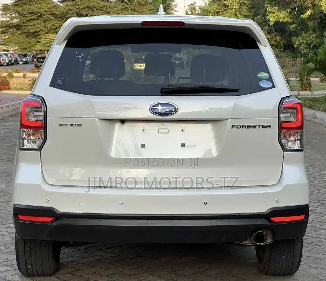 Subaru Forester 2017 White