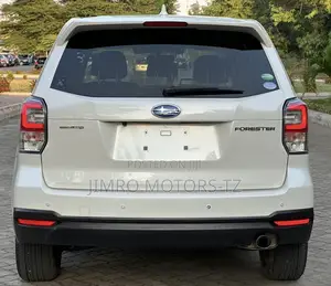 Subaru Forester 2017 White