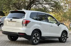 Subaru Forester 2017 White