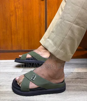 Bottega Venetta Sendo