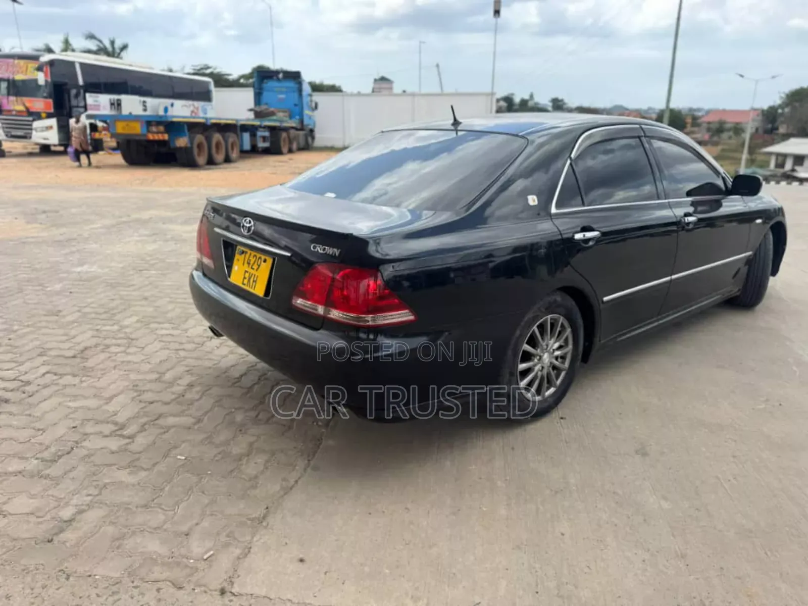 Toyota Crown 2006 Black