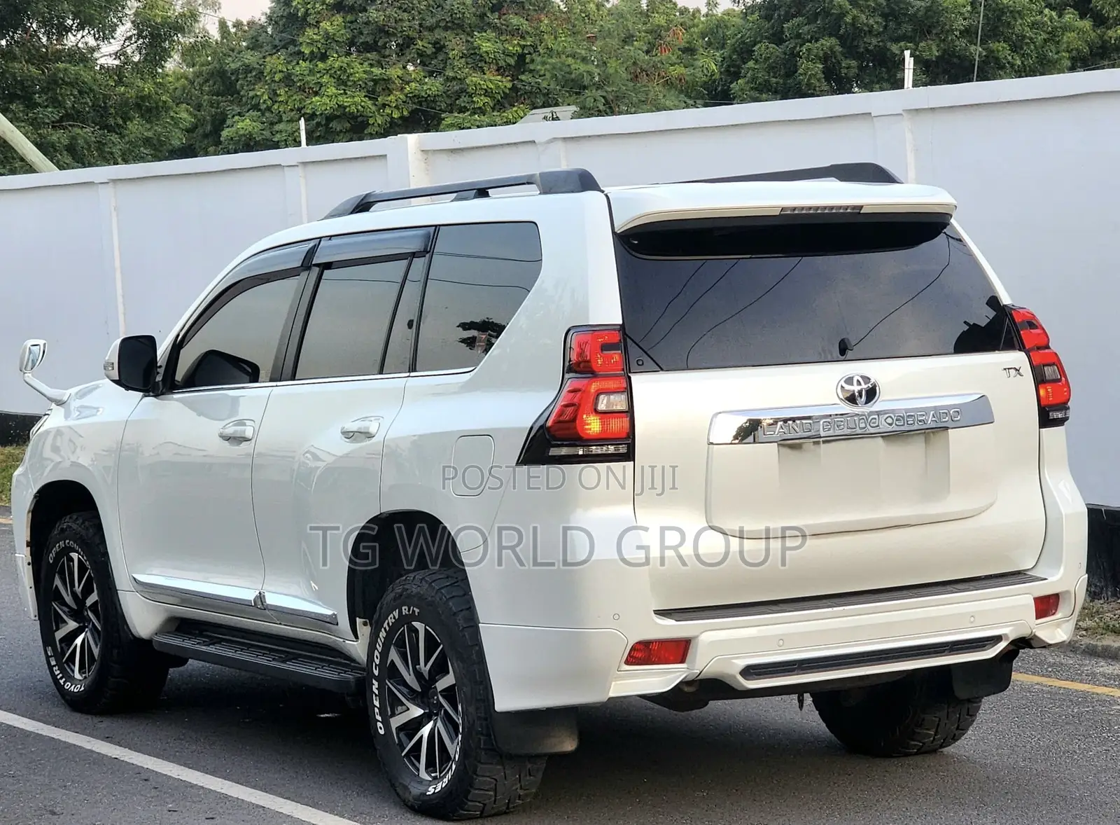 Toyota Land Cruiser Prado 2.8 2021 White