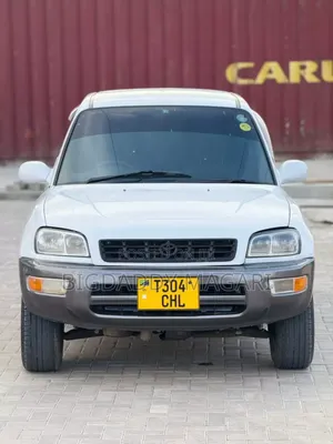 Photo - Toyota RAV4 1999 Silver