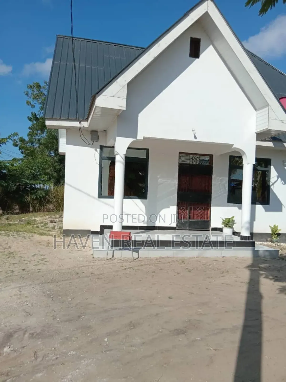 3bdrm House in Goba for sale