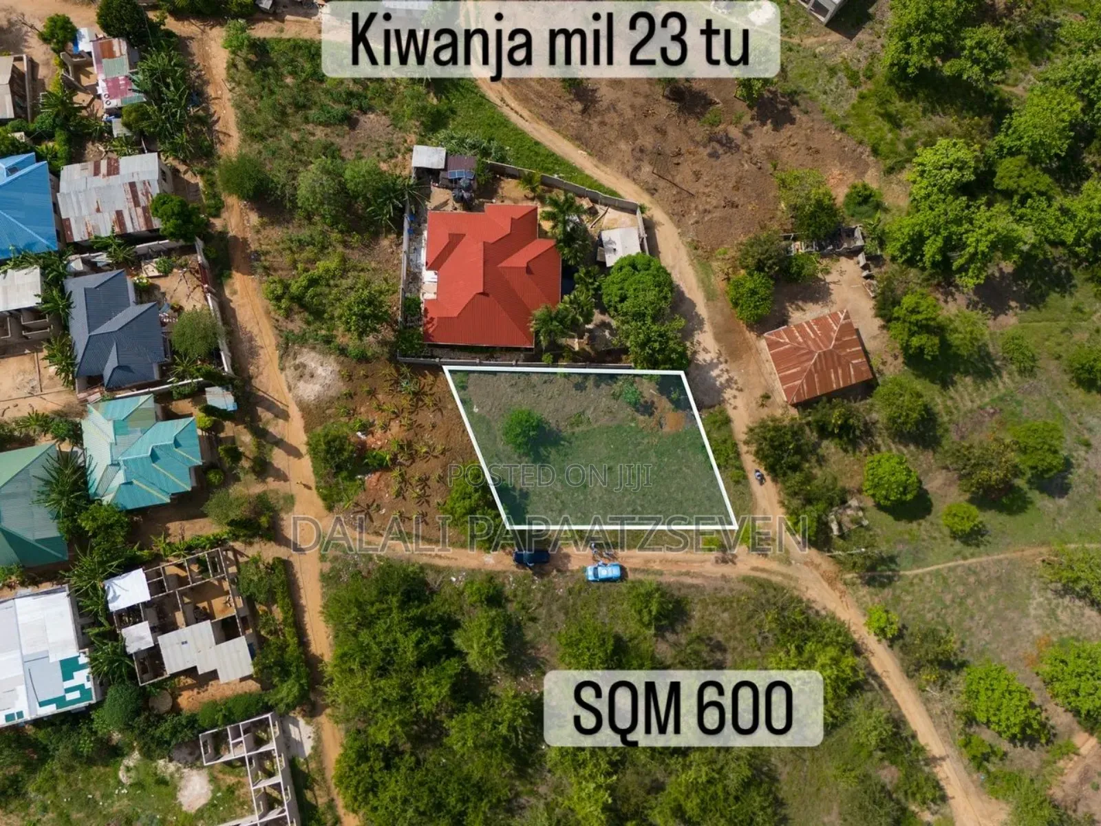Eneo Linauzwa SQMT 600 Limepimwa Lipo Bunju (B) Mabwe Pande