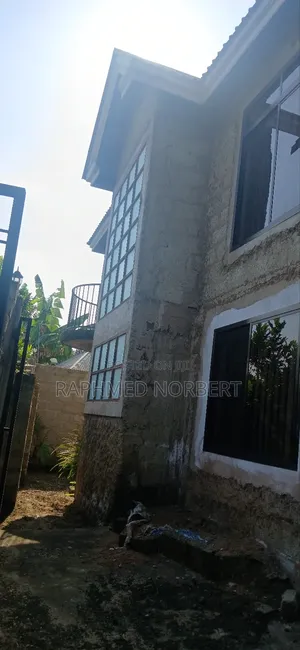 4bdrm House in Tanzania Realestates, Arusha for sale
