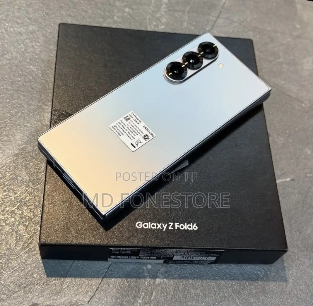 New Samsung Galaxy Z Fold6 256 GB Silver