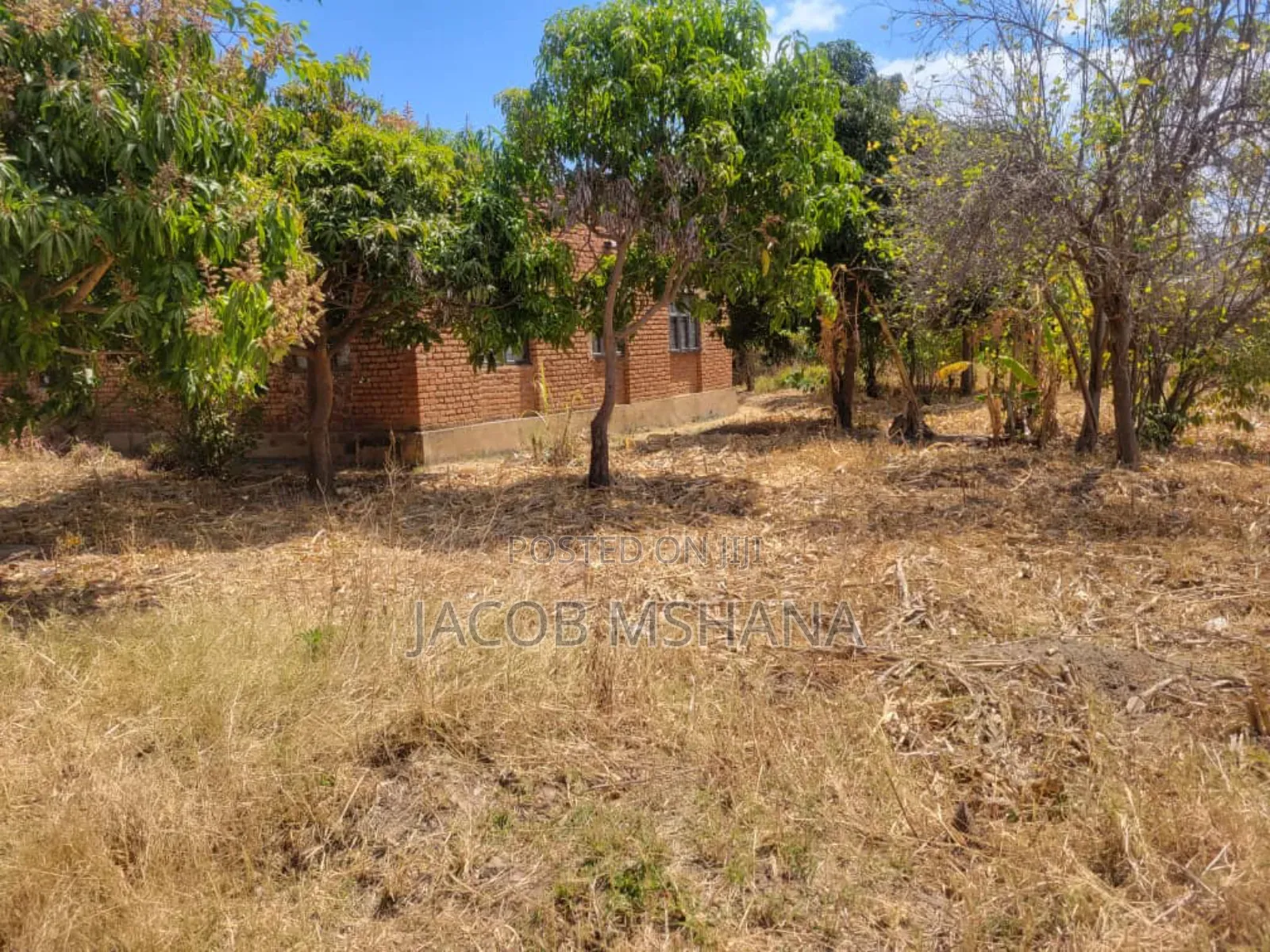 4bdrm Bungalow in Mkimbizi Street, Iringa Municipal for sale