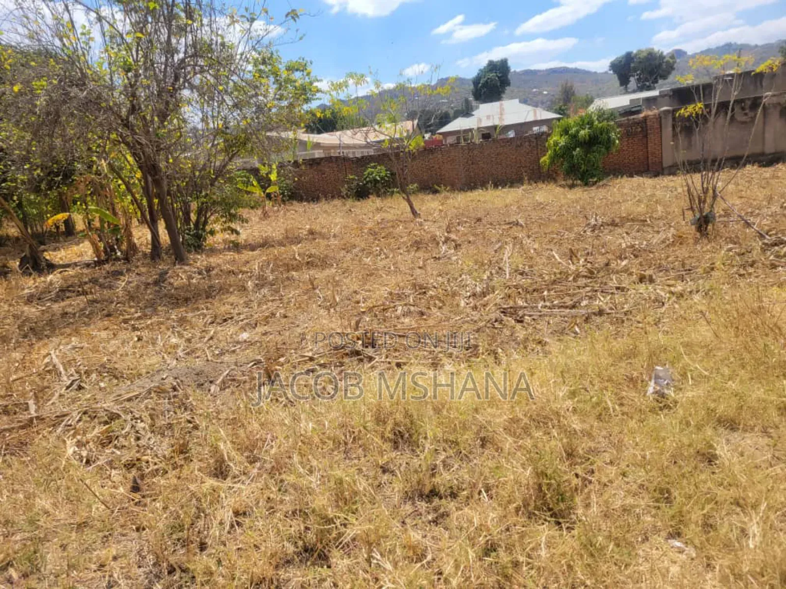 4bdrm Bungalow in Mkimbizi Street, Iringa Municipal for sale