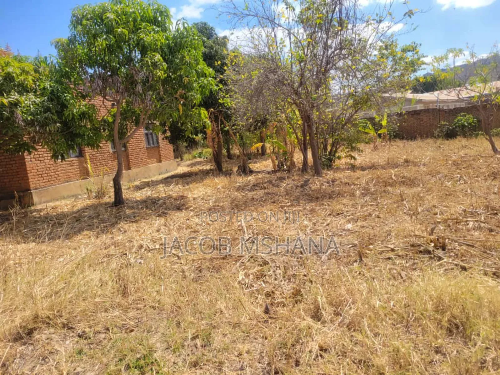 4bdrm Bungalow in Mkimbizi Street, Iringa Municipal for sale