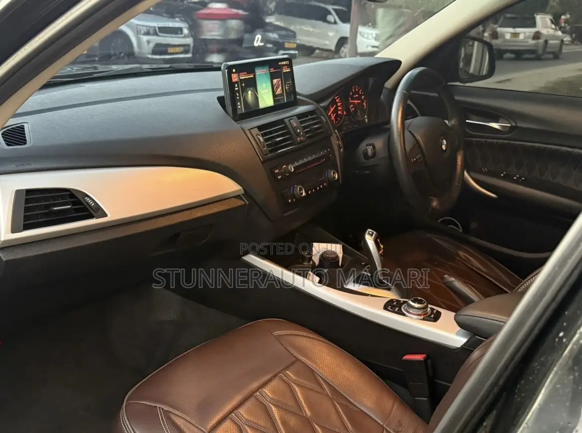 BMW 1 Series 2012 Black