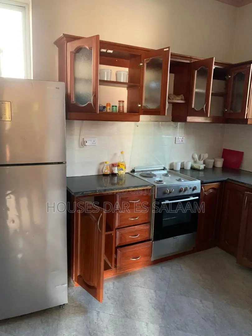 Furnished 3bdrm Apartment in Nhc, Kisutu for rent