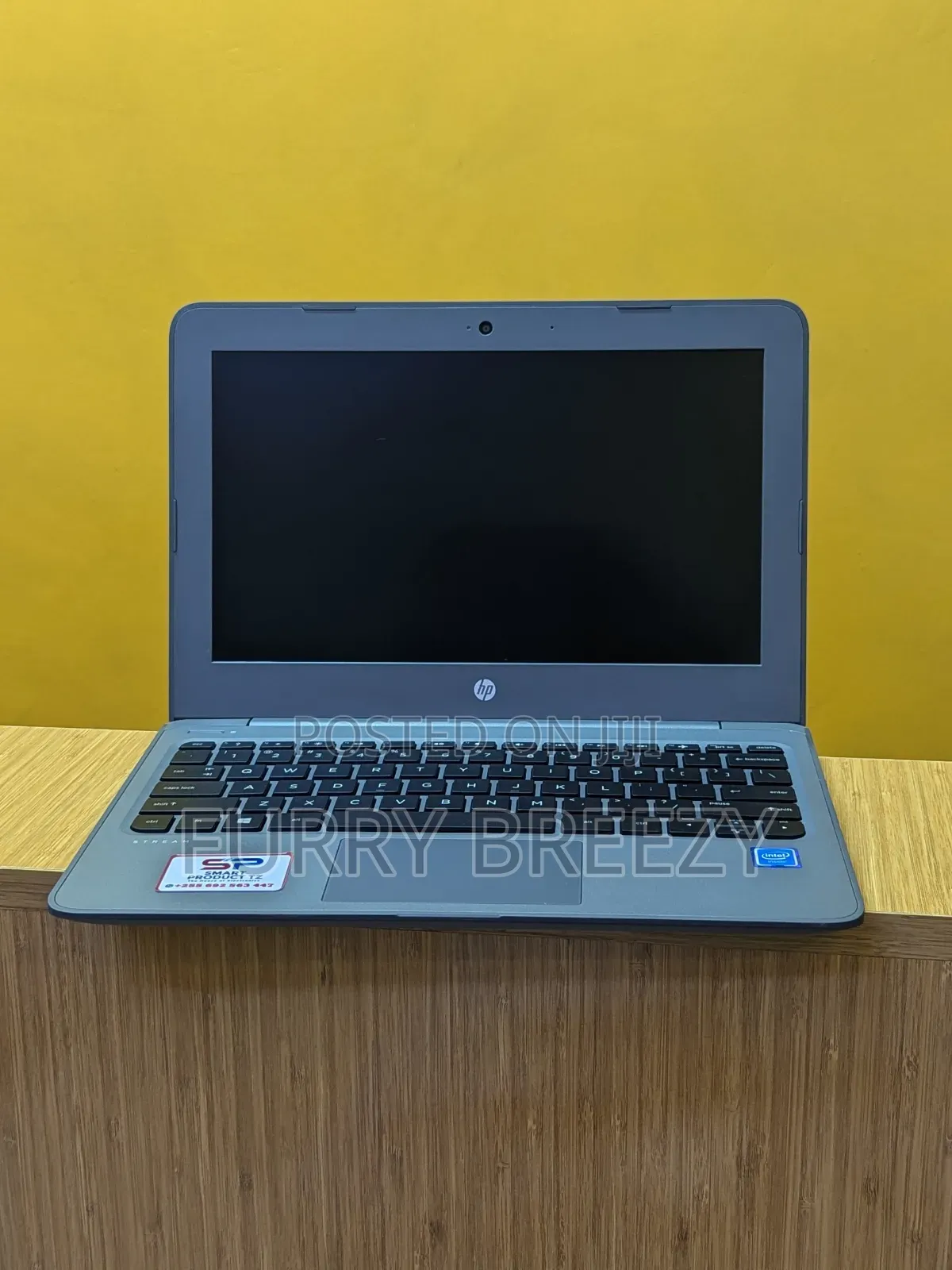 New Laptop HP Stream 11 4GB Intel Celeron SSD 60GB