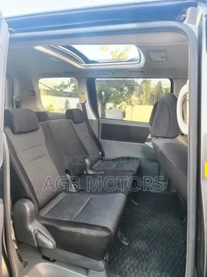 Toyota Noah 2008 Gray