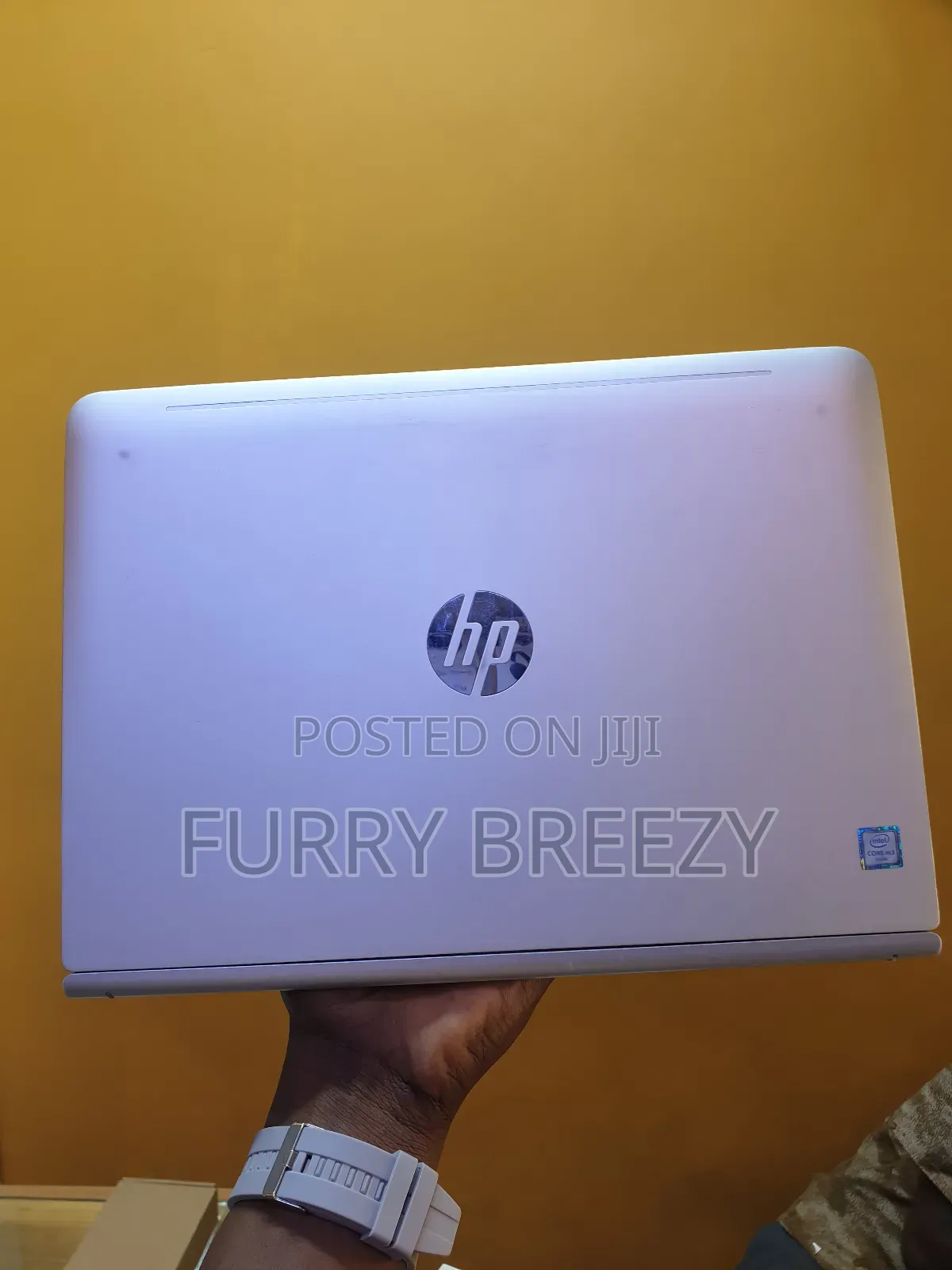 New Laptop HP Pavilion X2 210 4GB Intel Core M3 SSD 256GB