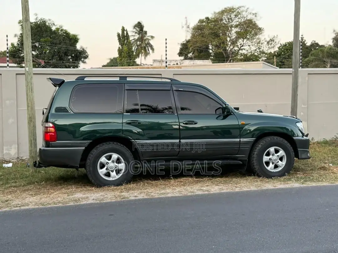 Toyota Land Cruiser 2002 Green
