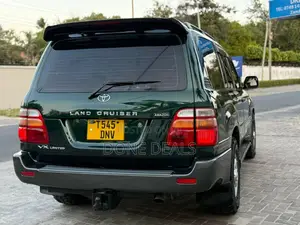 Toyota Land Cruiser 2002 Green
