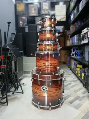 Q7 Drums , Yamaha Full Set