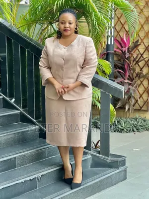 Suits Full Women's