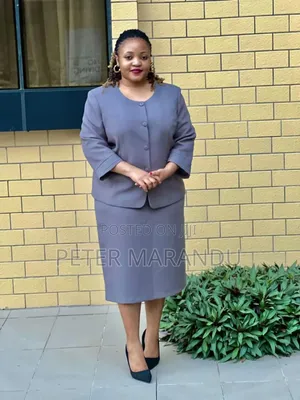 Suits Full Women's