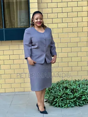 Suits Full Women's