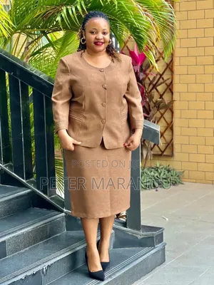 Suits Full Women's