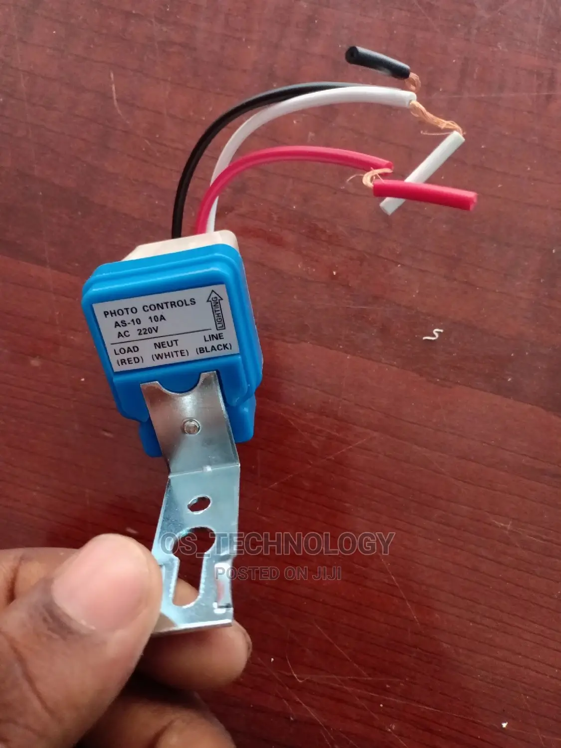 AUTO PHOTOSWITCH SENSOR.Mchana OFF Na Usiku ON Yenyewe Auto.