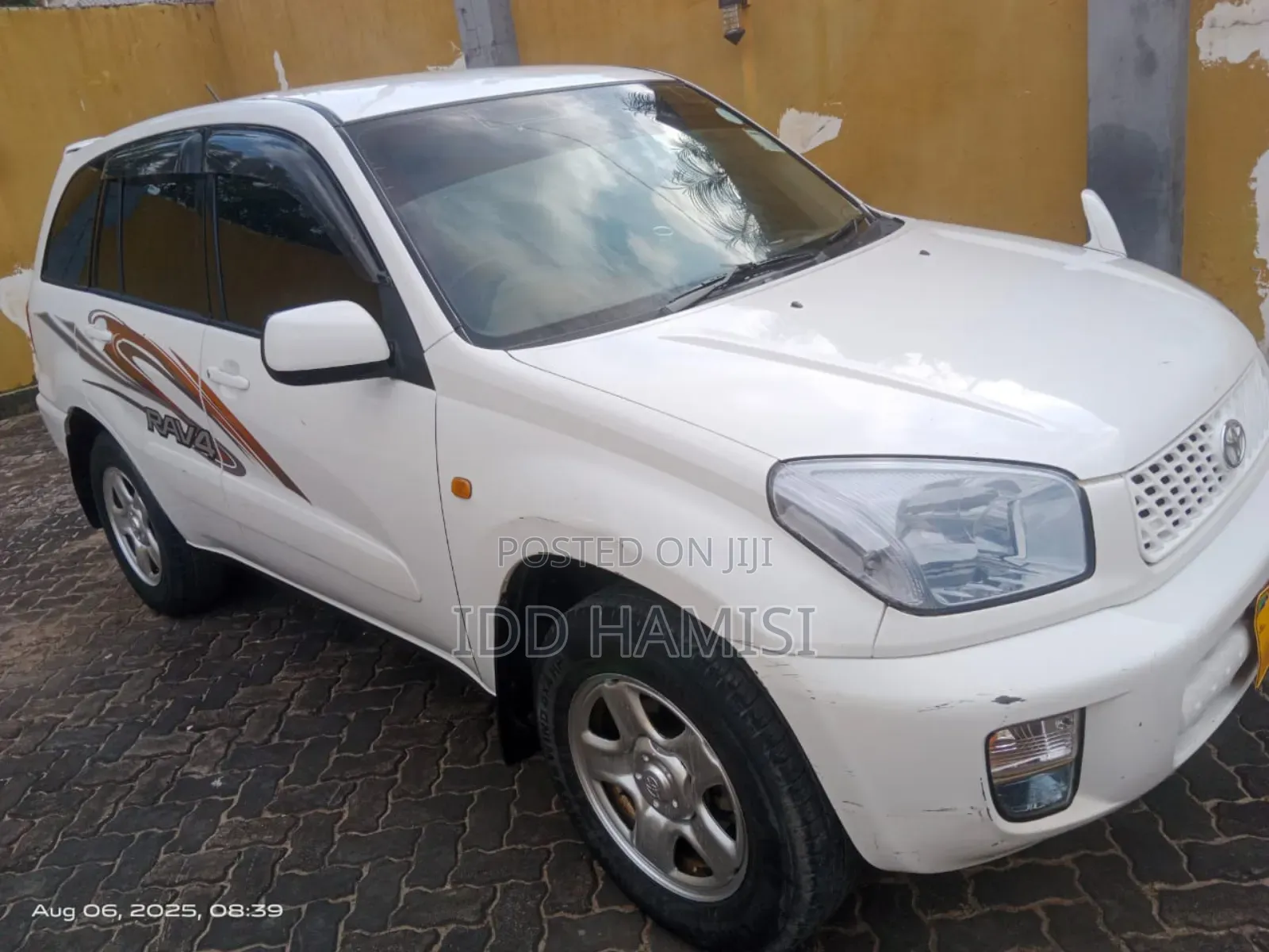 Toyota RAV4 2004 White