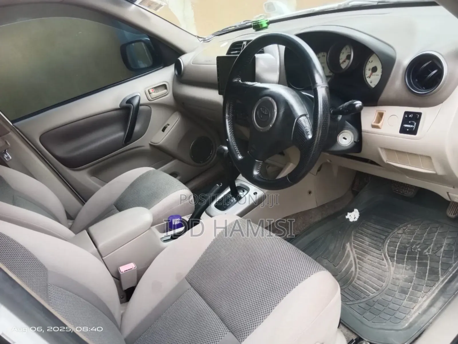 Toyota RAV4 2004 White