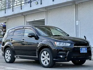 Mitsubishi Outlander 2010 Matt Black