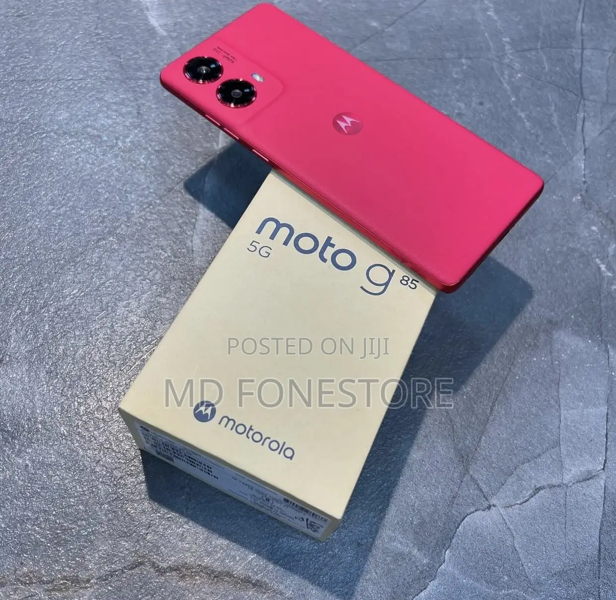 New Motorola Moto G85 256 GB Red