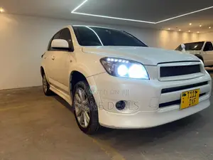 Toyota RAV4 2008 White