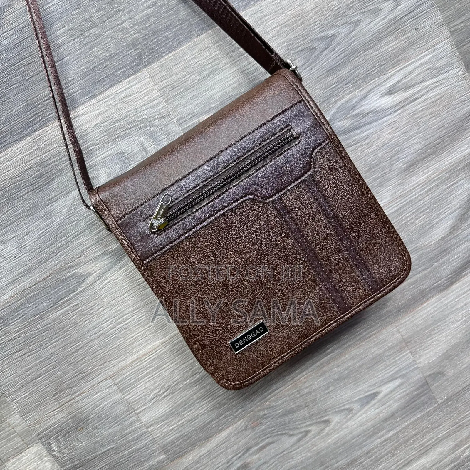 Unisex Bag Material Leather Color Brown