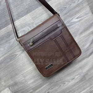 Unisex Bag Material Leather Color Brown