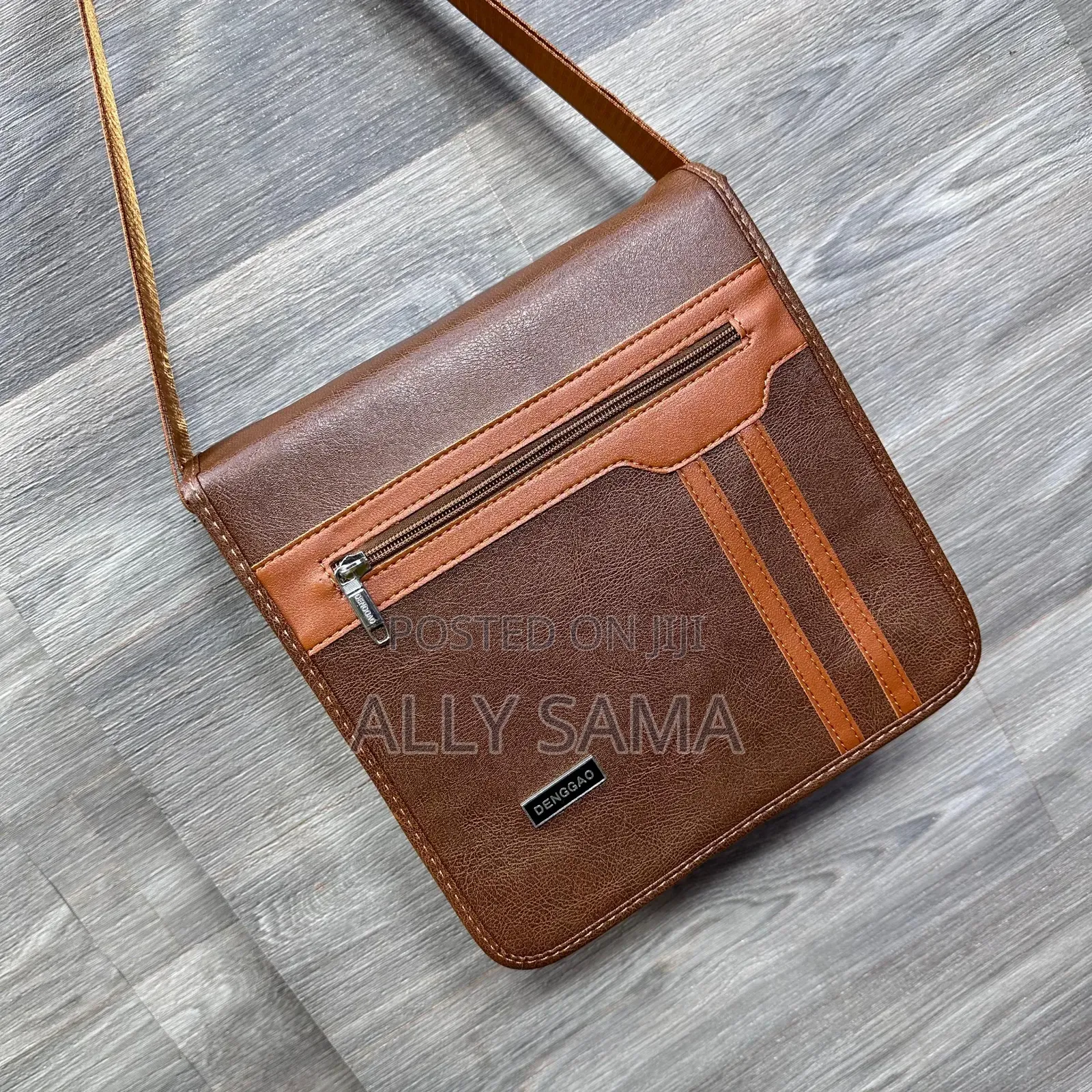 Unisex Bag Material Leather Color Brown
