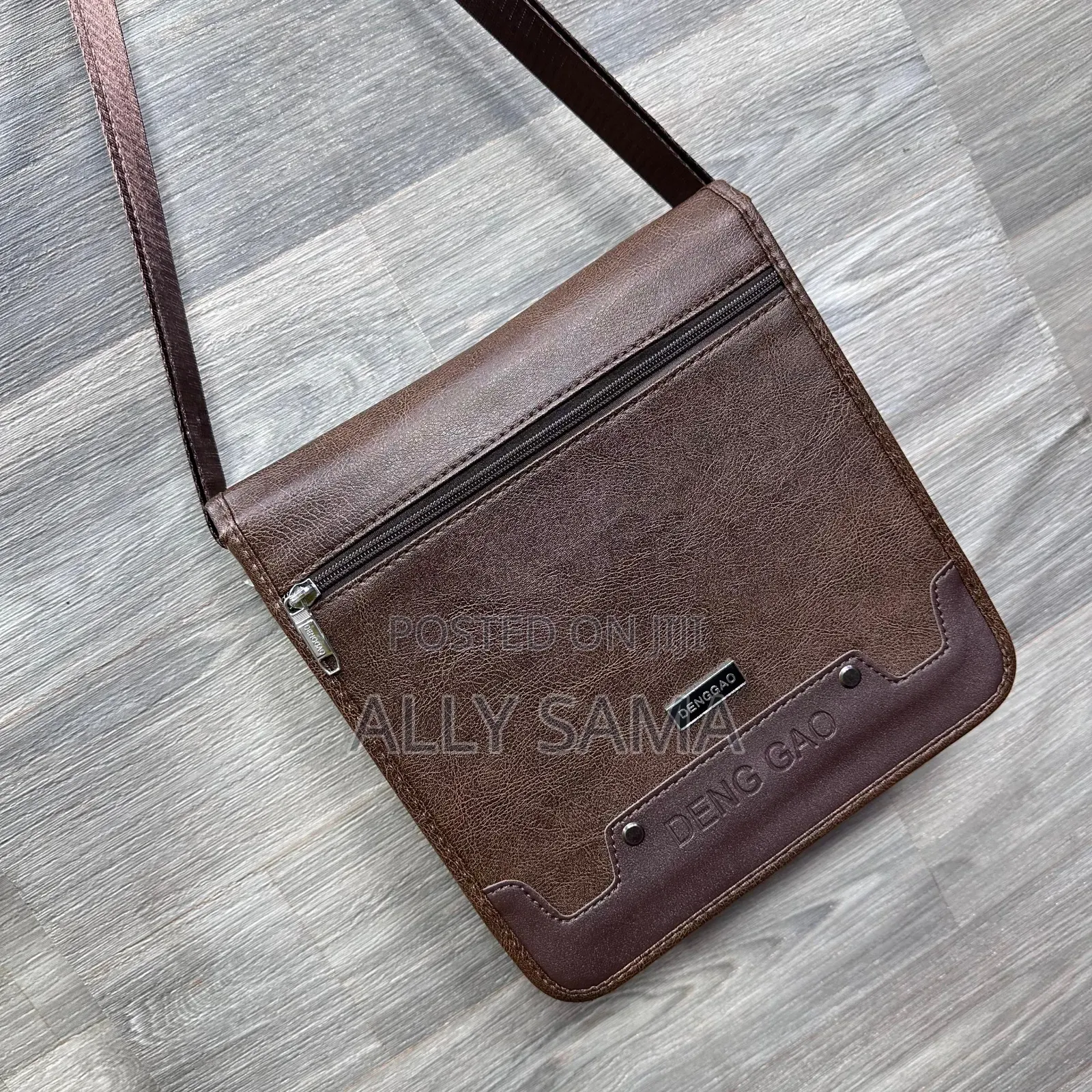 Unisex Bag Material Leather Color Brown
