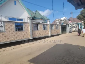 Furnished 5bdrm House in Biriani Real Estate, Chamazi for sale