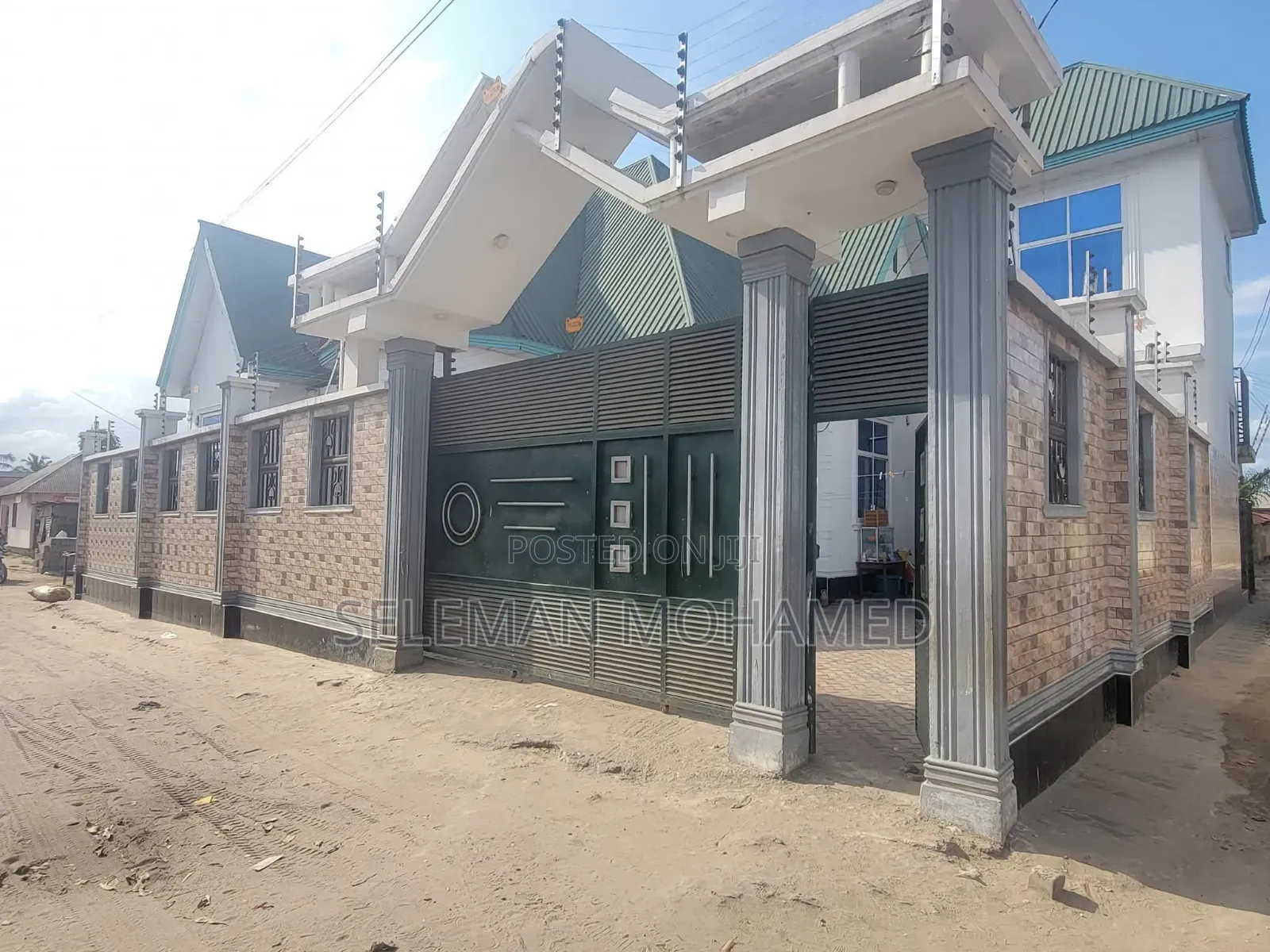 Furnished 5bdrm House in Biriani Real Estate, Chamazi for sale