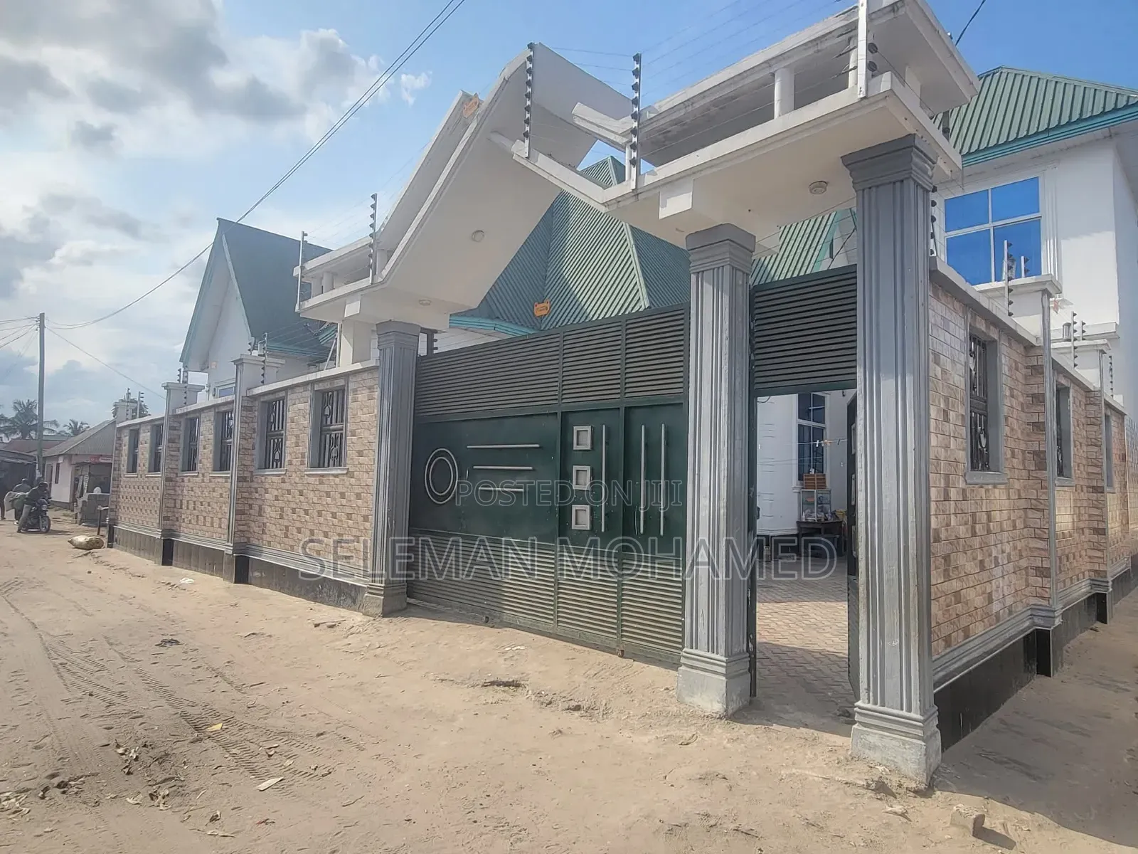 Furnished 5bdrm House in Biriani Real Estate, Chamazi for sale