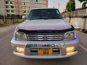 Toyota Land Cruiser Prado 2002 White