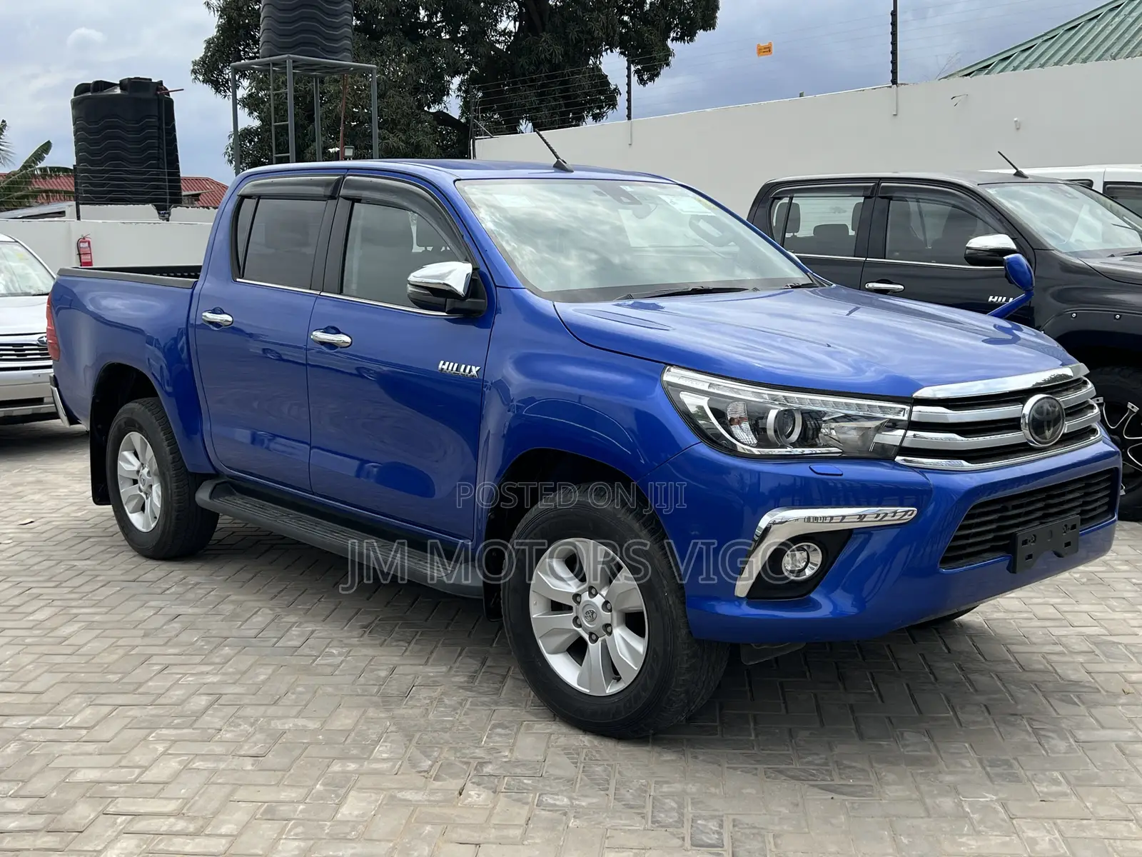 Toyota Hilux 2019 Blue