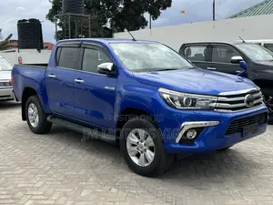 Toyota Hilux 2019 Blue