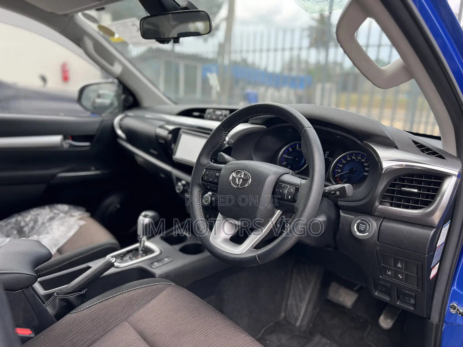 Toyota Hilux 2019 Blue