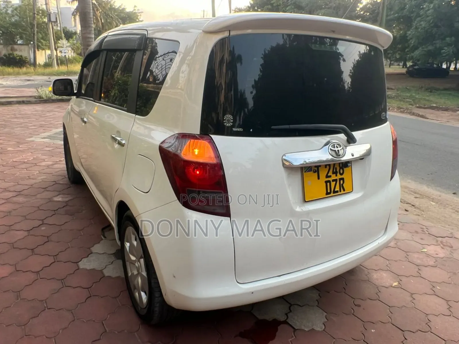 Toyota Ractis 1.5 FWD 2006 White