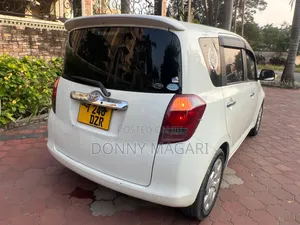 Toyota Ractis 1.5 FWD 2006 White