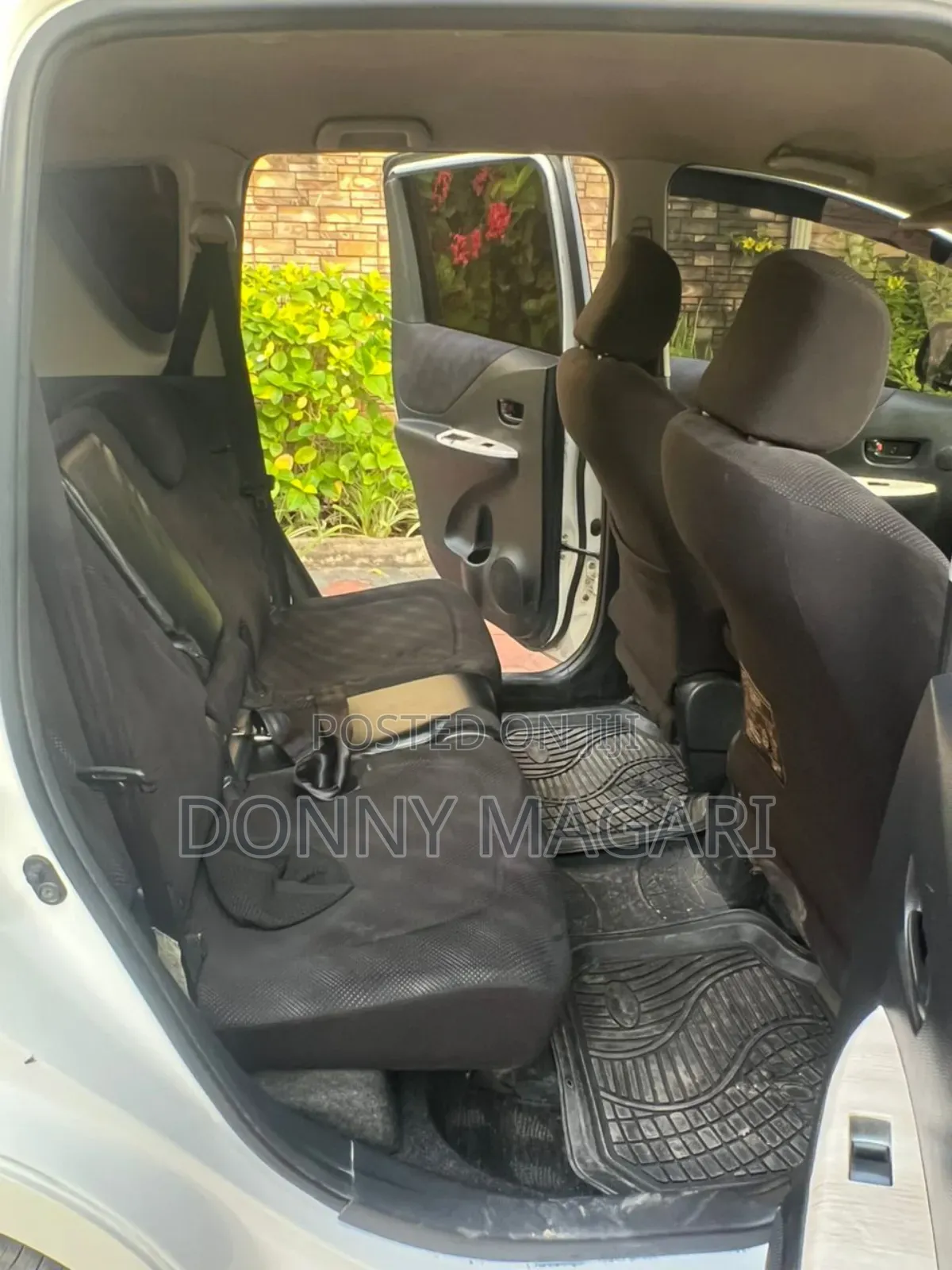 Toyota Ractis 1.5 FWD 2006 White