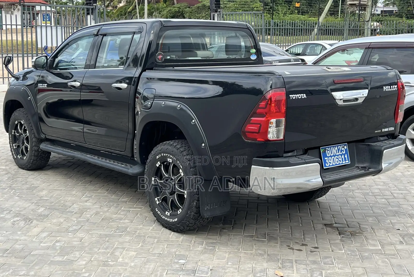 Toyota Hilux Revo Double Cab Deisel 2.4 RWD 2019 Black