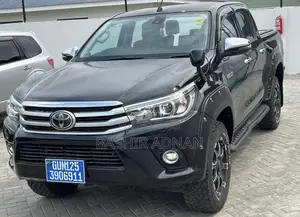 Toyota Hilux Revo Double Cab Deisel 2.4 RWD 2019 Black