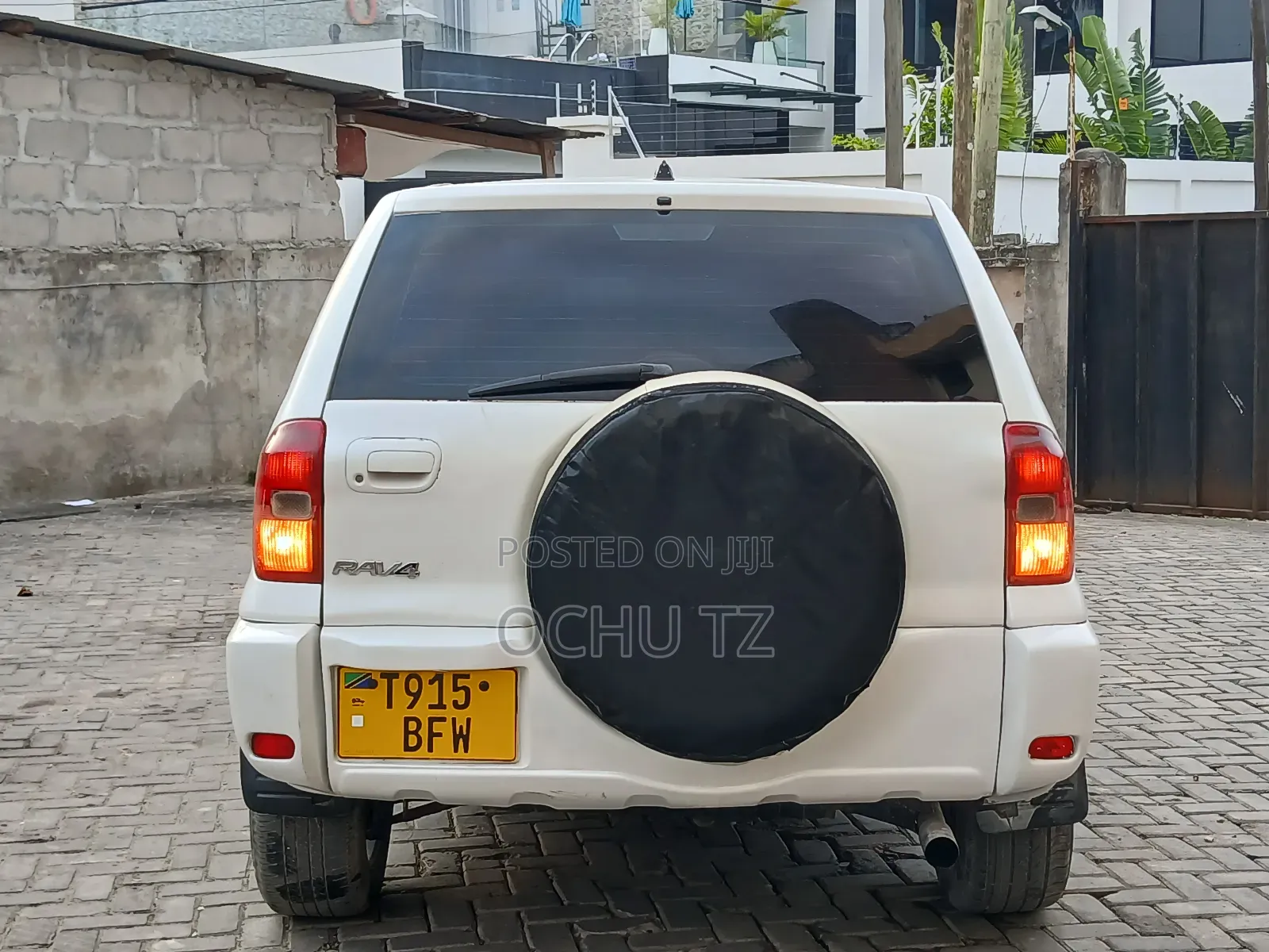 Toyota RAV4 2004 White